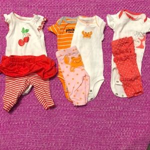 3 Newborn Outfits And 1 Pajama
